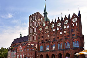 Rathaus Stralsund, Von Bahnfrend - Eigenes Werk, CC BY-SA 4.0