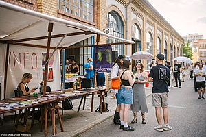 Stände bei der Werkschau © HTW Berlin/Alexander Rentsch