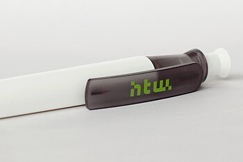 Kugelschreiber mit HTW-Logo