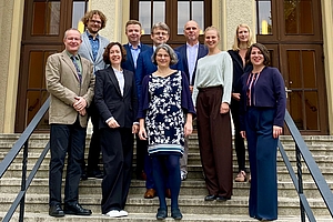 Gruppenfoto der neuen Professor*innen mit der Präsidentin © HTW Berlin/Anja Schuster