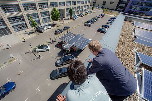 Blick von oben auf den SolarButterfly am Campus Wilhelminenhof © SolarButterfly/Markus Heimbach